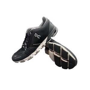Men’s black / grey On cloud Flyers Sz 13 M